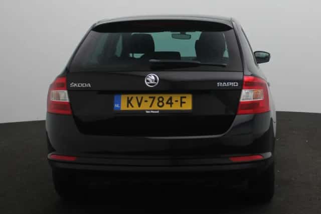 Škoda Rapid (2017) thumbnail 8