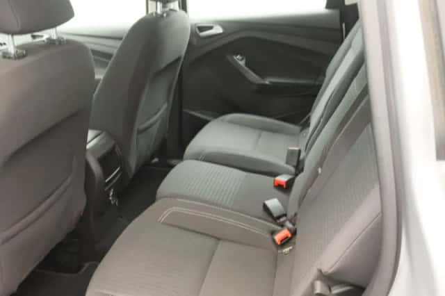 Ford C-Max (2017) thumbnail 13