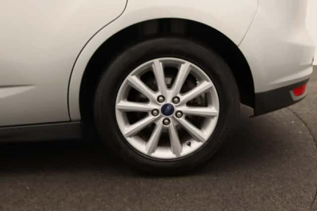 Ford C-Max (2017) thumbnail 17