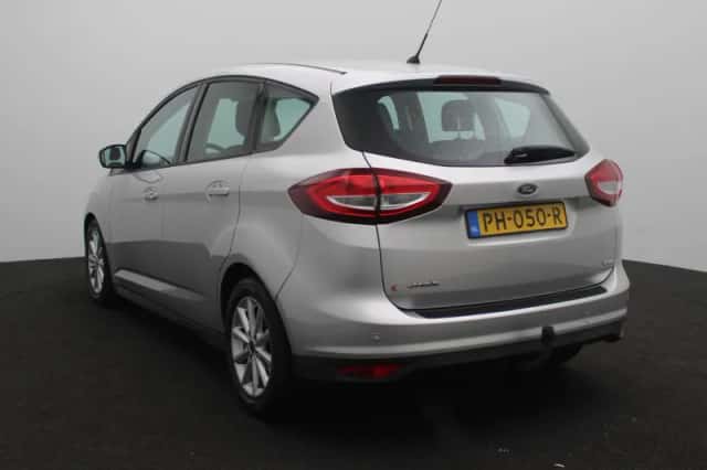 Ford C-Max (2017) thumbnail 3