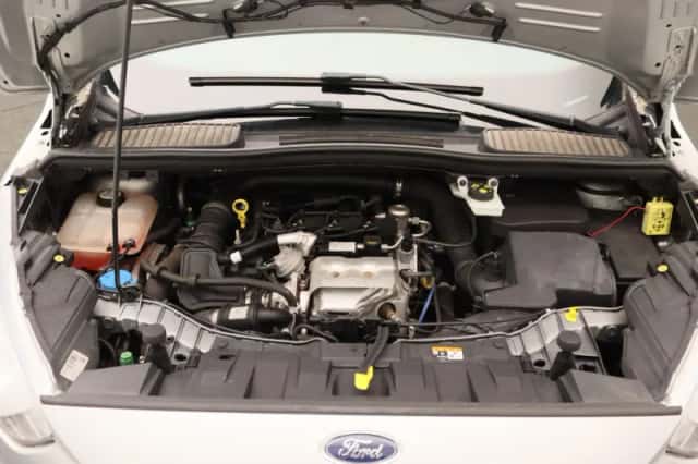 Ford C-Max (2017) thumbnail 27