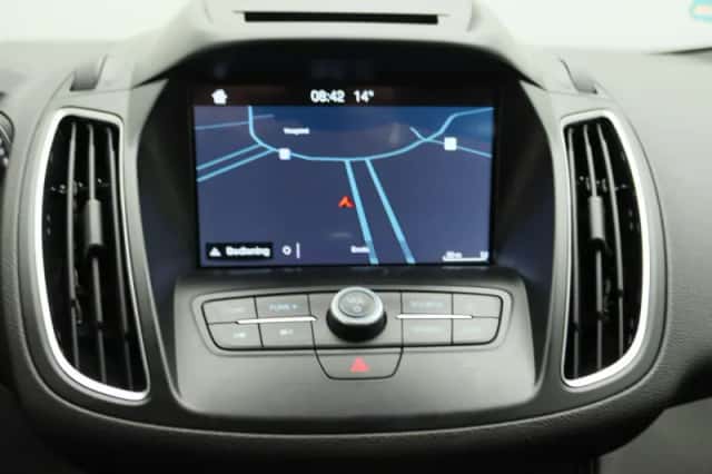 Ford C-Max (2017) thumbnail 10