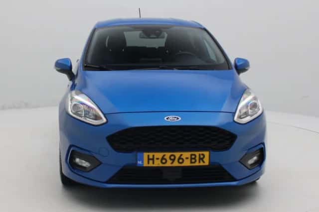 Ford Fiesta (2020) thumbnail 3