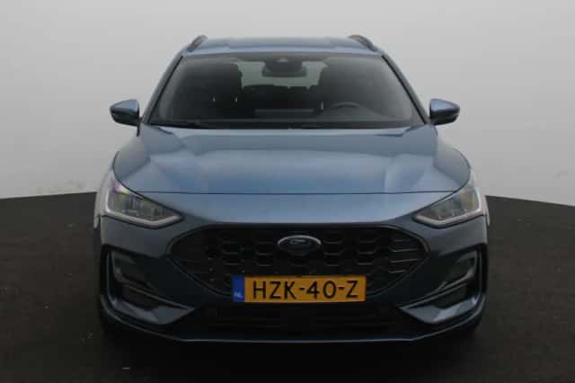 Ford Focus (2025) thumbnail 3
