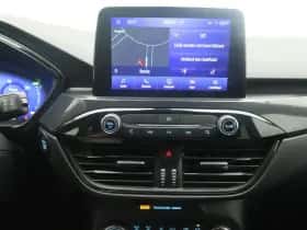 Ford Kuga thumbnail 9