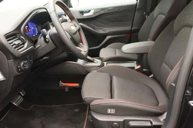 Ford Focus (2024) thumbnail 13
