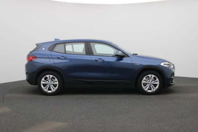 BMW X2 (2022) thumbnail 7