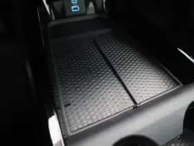 Ford Mustang Mach-E thumbnail 30