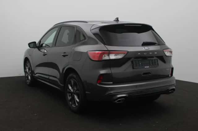 Ford Kuga (2022) thumbnail 2