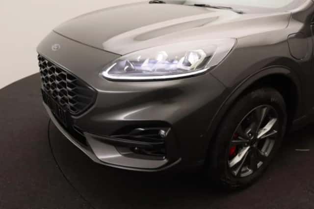 Ford Kuga (2022) thumbnail 18