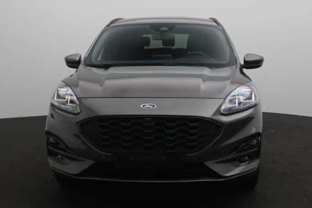 Ford Kuga (2022) thumbnail 3
