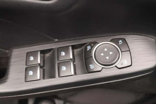 Ford Kuga (2022) thumbnail 24