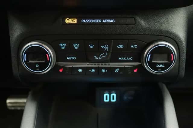 Ford Kuga (2022) thumbnail 10