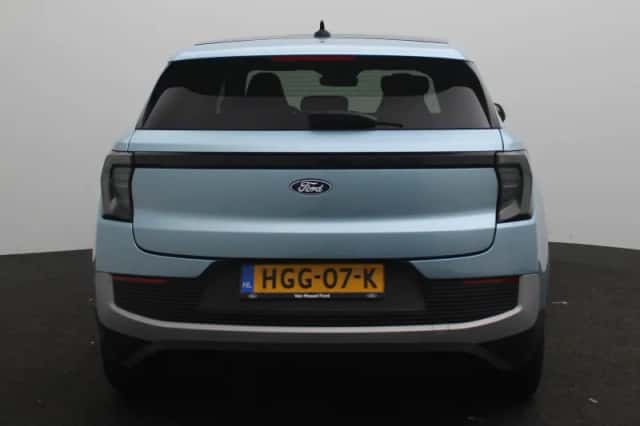 Ford Explorer (2025) thumbnail 6