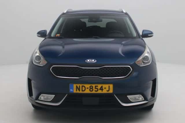 Kia Niro (2017) thumbnail 4