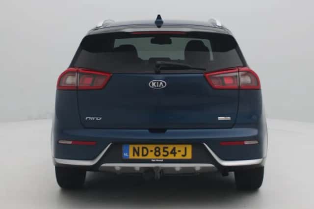 Kia Niro (2017) thumbnail 6