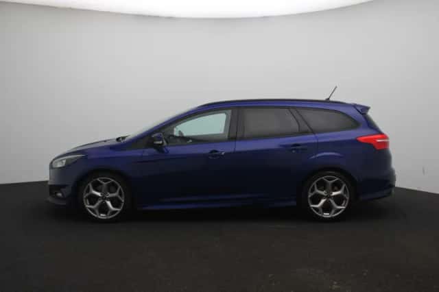 Ford Focus (2018) thumbnail 5