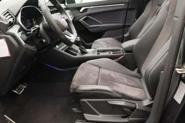 Audi Q3 (2019) thumbnail 13