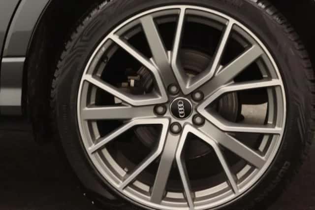 Audi Q3 (2019) thumbnail 19