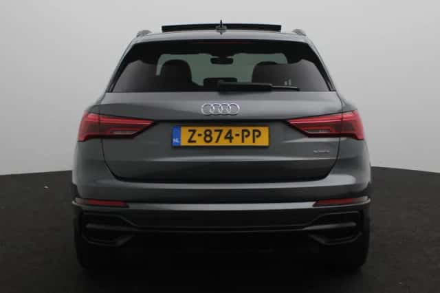 Audi Q3 (2019) thumbnail 6