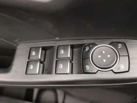 Ford Kuga thumbnail 25