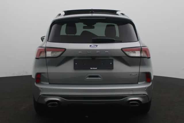 Ford Kuga (2022) thumbnail 6