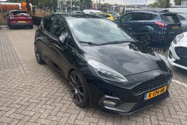 Ford Fiesta (2021) thumbnail 5