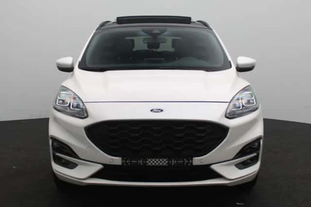 Ford Kuga (2020) thumbnail 4