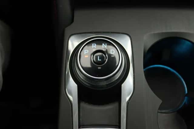 Ford Kuga (2025) thumbnail 9