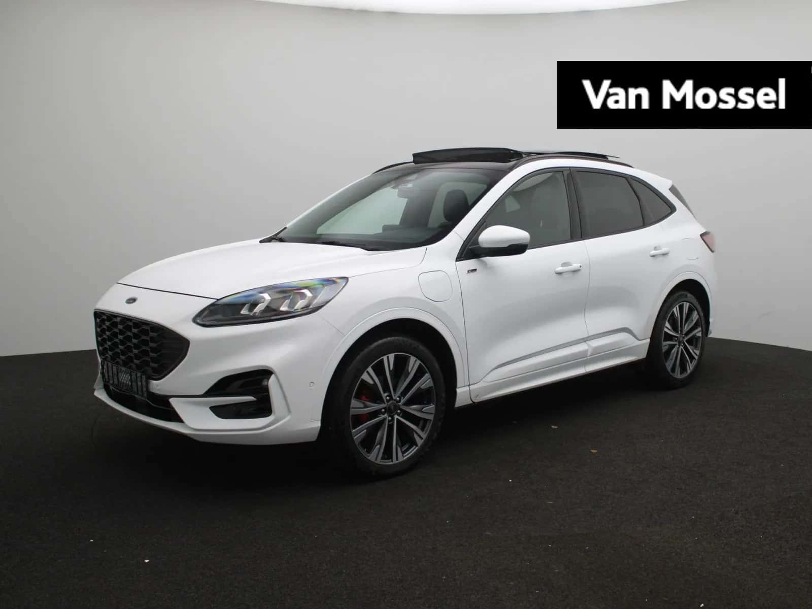 Ford Kuga (2022) — foto 1