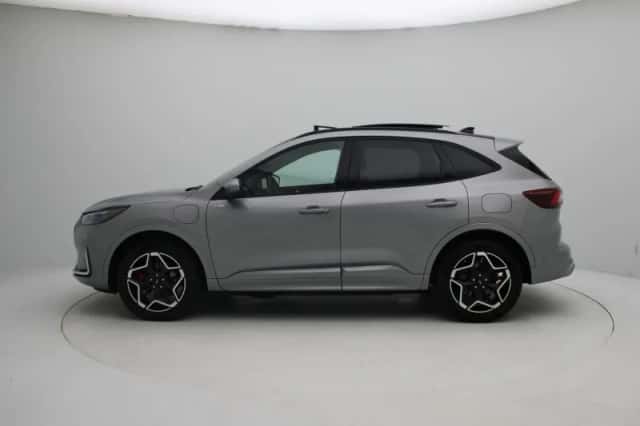 Ford Kuga (2025) thumbnail 5