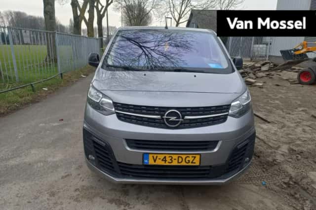 Opel Vivaro (2024) thumbnail 1