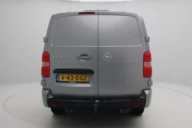 Opel Vivaro (2024) thumbnail 5