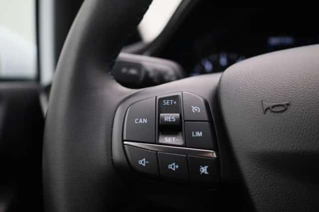 Ford Fiesta (2023) thumbnail 23