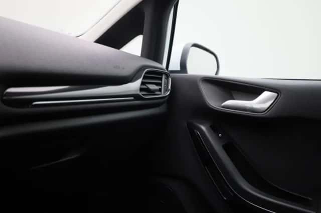 Ford Fiesta (2023) thumbnail 27