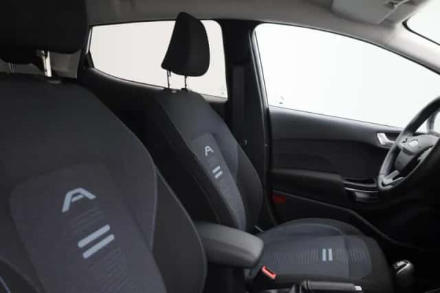 Ford Fiesta (2023) thumbnail 31