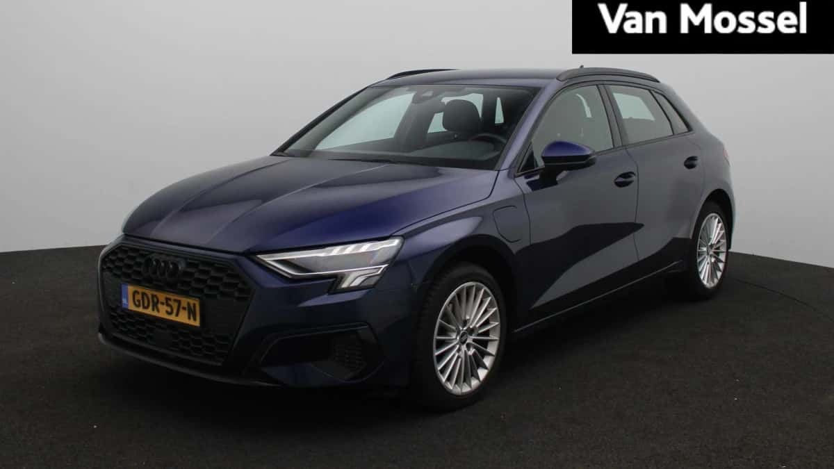 Audi A3 — foto 1
