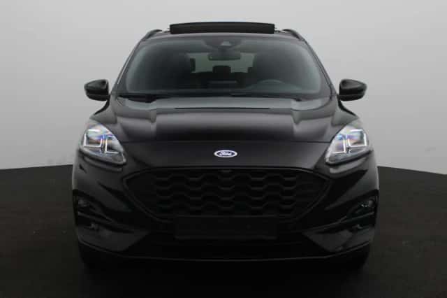 Ford Kuga (2021) thumbnail 4