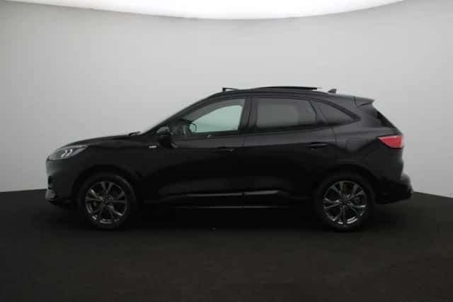 Ford Kuga (2021) thumbnail 5
