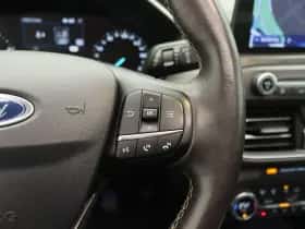 Ford Focus thumbnail 25