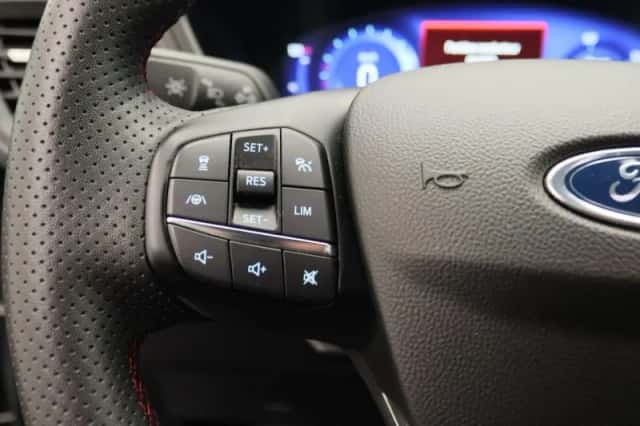 Ford Kuga (2023) thumbnail 20
