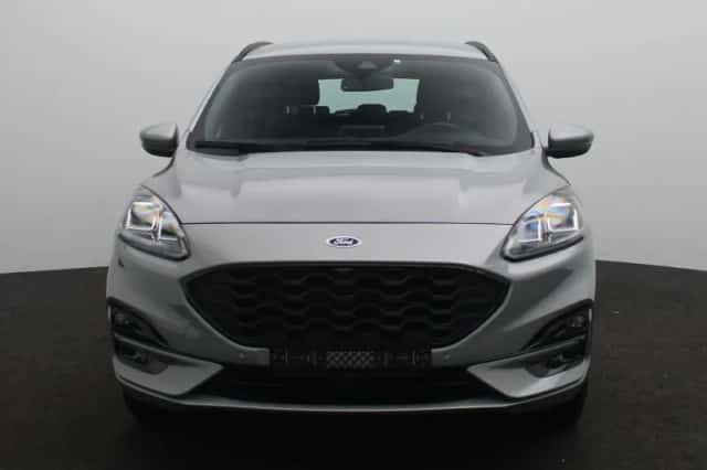 Ford Kuga (2023) thumbnail 3