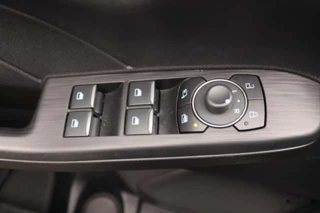 Ford Kuga (2023) thumbnail 22