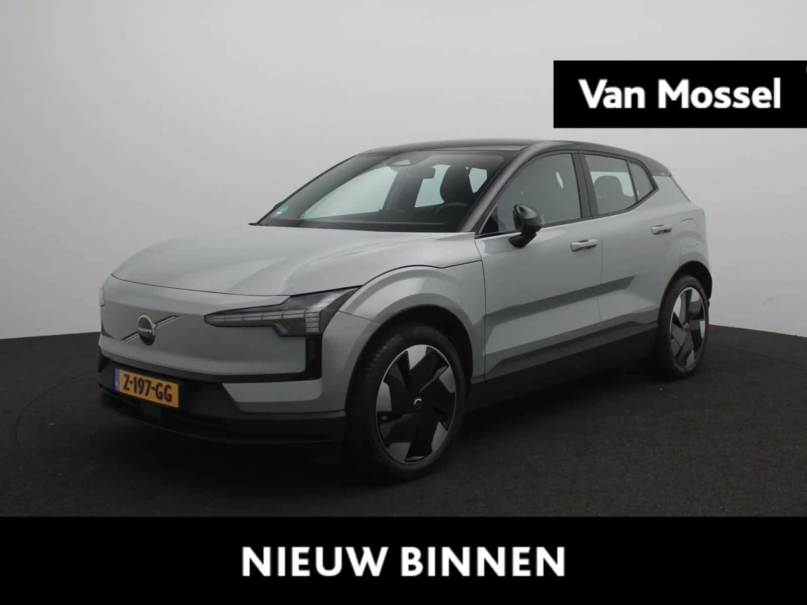 Volvo EX30 (2024) — foto 1