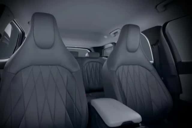 Ford Explorer (2024) thumbnail 10