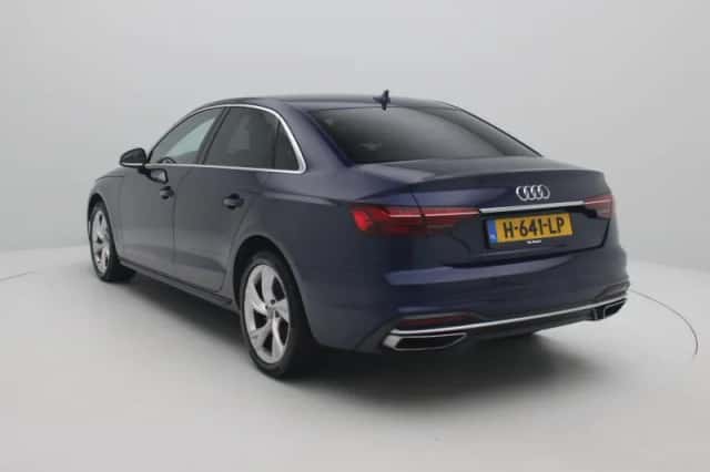 Audi A4 (2020) thumbnail 3