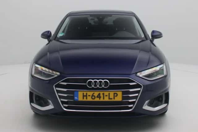 Audi A4 (2020) thumbnail 4