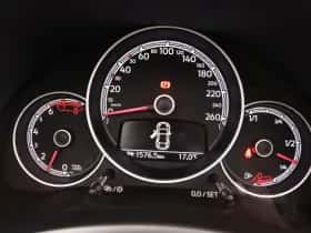 Volkswagen Beetle thumbnail 8
