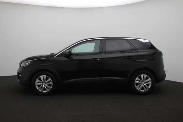 Peugeot 3008 (2017) thumbnail 5