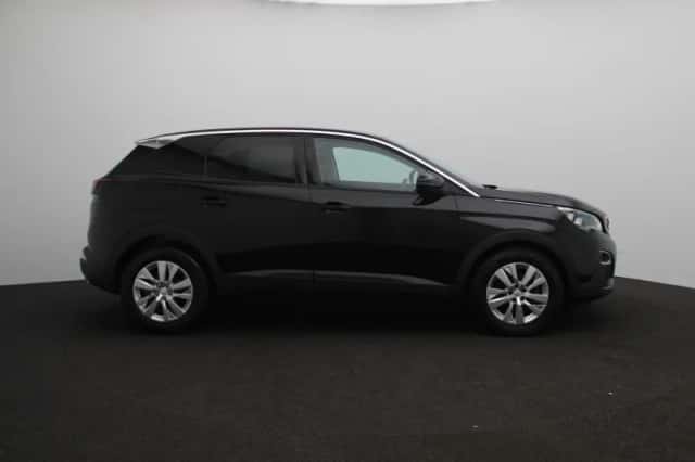 Peugeot 3008 (2017) thumbnail 7